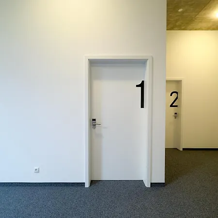 Modernes Skyroom 1 Apartament *